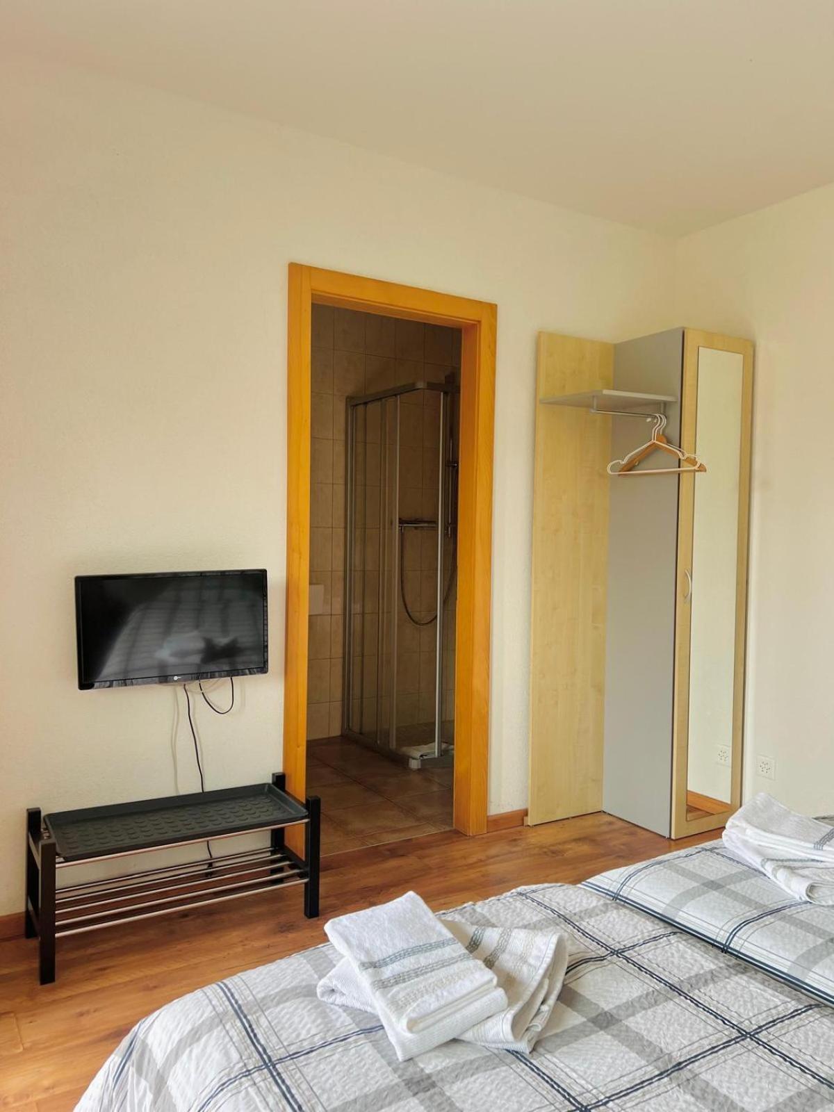 לה צומאז La Tzoum'Hostel מראה חיצוני תמונה
